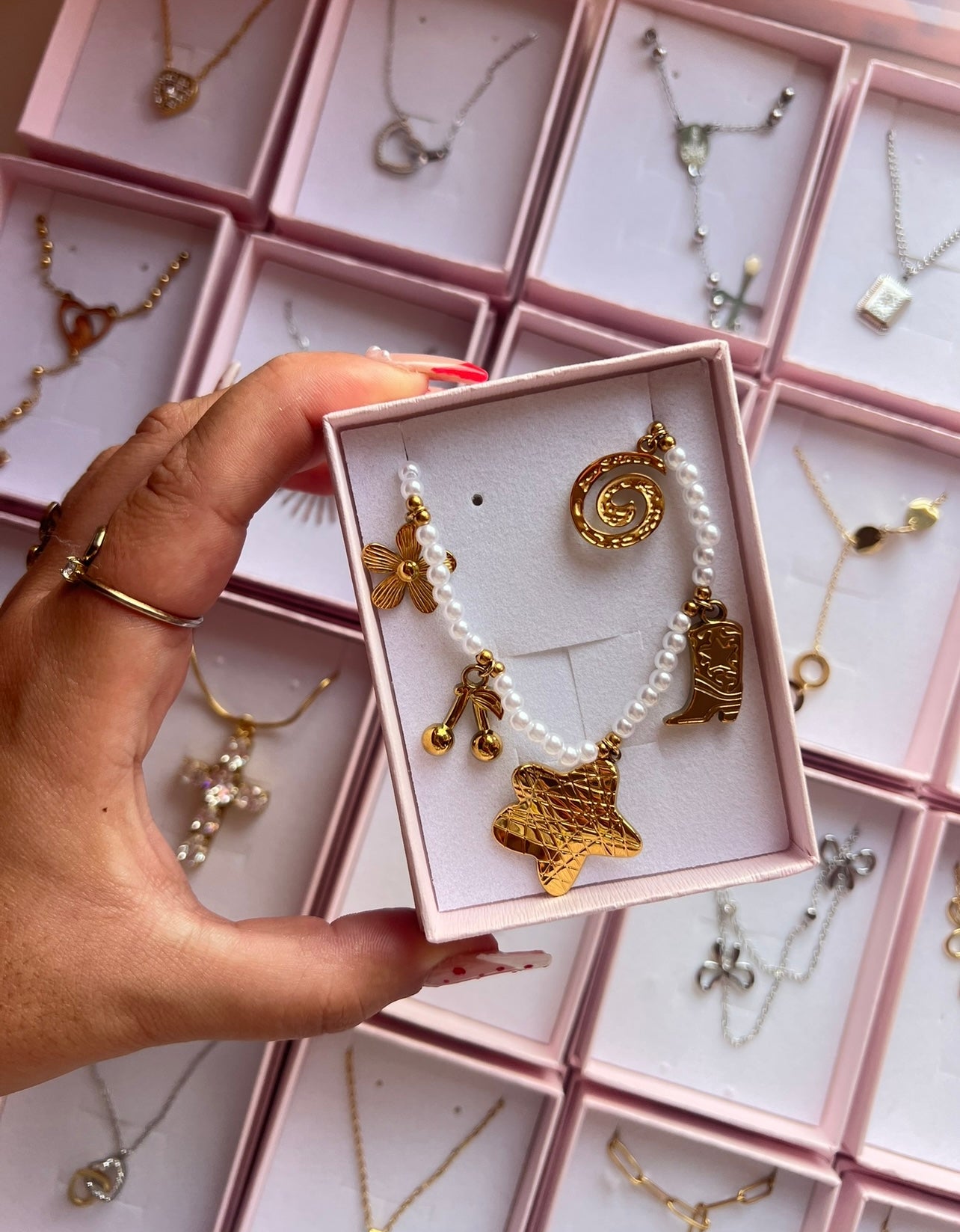 Colar Pérolas Charms- MH